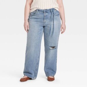 Universal Thread Women’s 90s Baggy Belted Distressed Jeans Size 22R